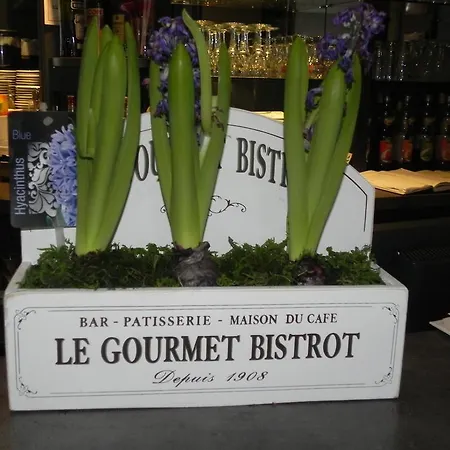 Le Bistroquet Hotel 2*