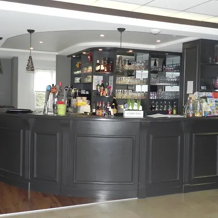 Le Bistroquet Hotel Lusignan